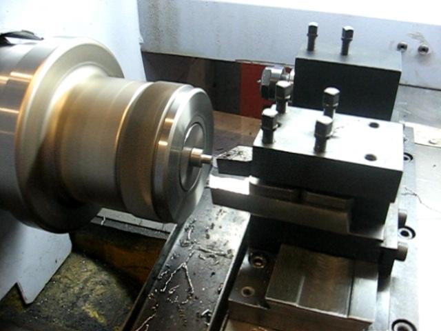 印刷機(jī)械零件自動加工(圖2) 印刷機(jī)械零件自動加工(圖2)